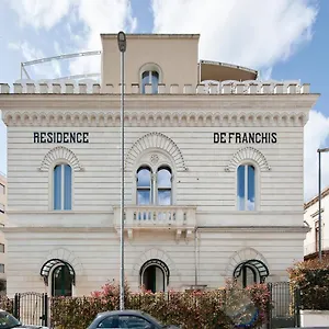 residence-de-franchis-smart-apartments.lecce-hotels.com/